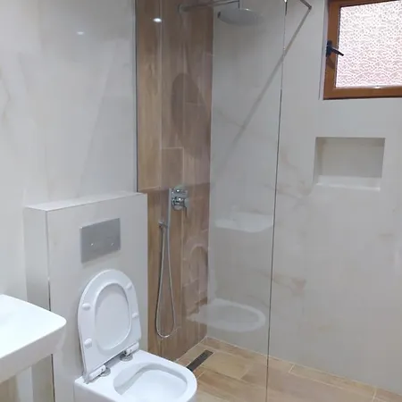 Shehu's House * Sarande